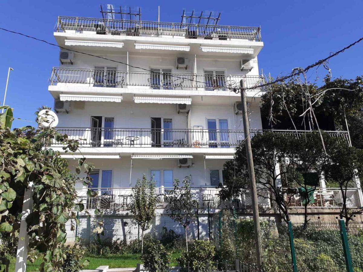 Villa Angelina Kumbor Exterior foto