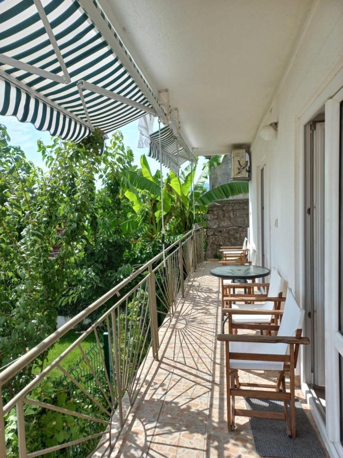 Villa Angelina Kumbor Exterior foto